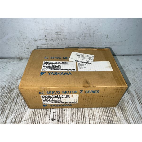 New ? Yaskawa #SGMPH-02A2A-YR12 AC Servo Motor