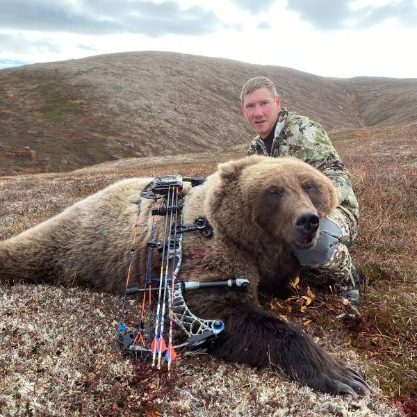 Alaska Archery Brown Bear Special Permit GMU 14C Eklutna Lake Management Area (SB468)