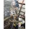 Image 4 : Mastercraft 10 in Miter saw