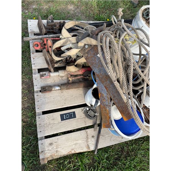 Assorted tools/supplies/Jacks