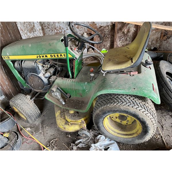 JD Garden tractor (sold as is, not running)