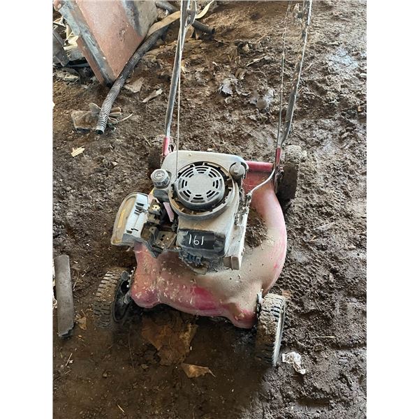 White push lawnmower w/bagger