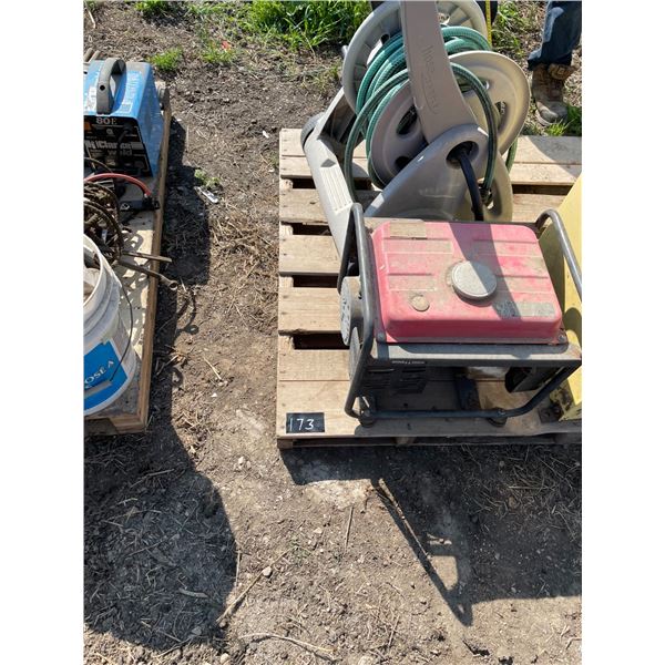 Ritchie Watering bowl