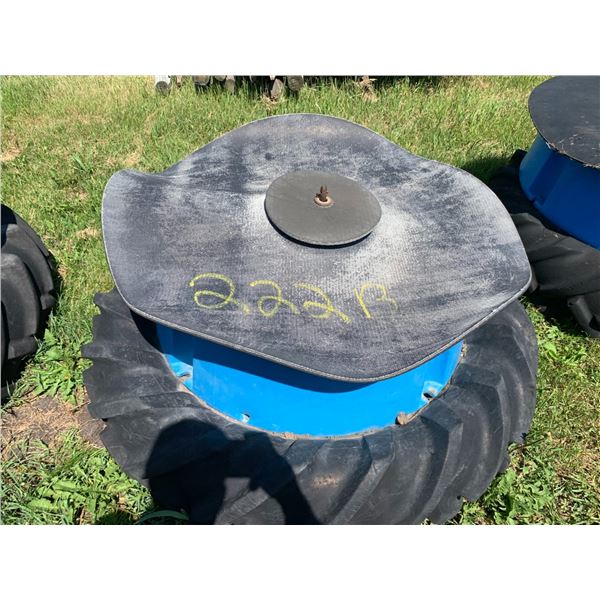 Mineral feeder w/lid