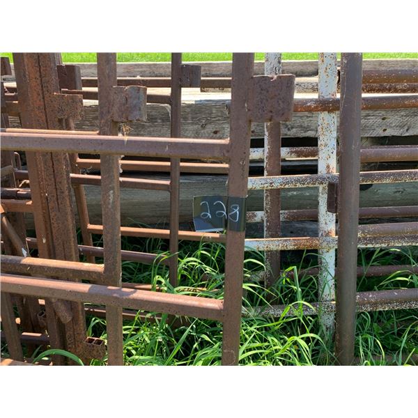 7 - Walk through panels