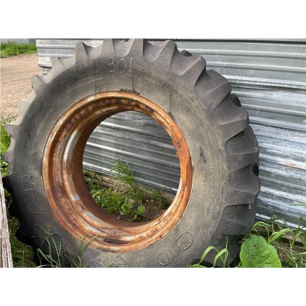 18.4x34 Tire w/fluid