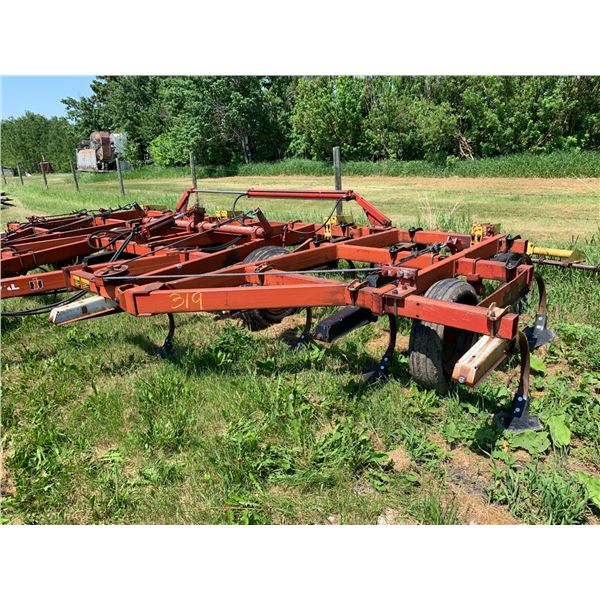 International 22ft Vibrachisel w/NEW shovels