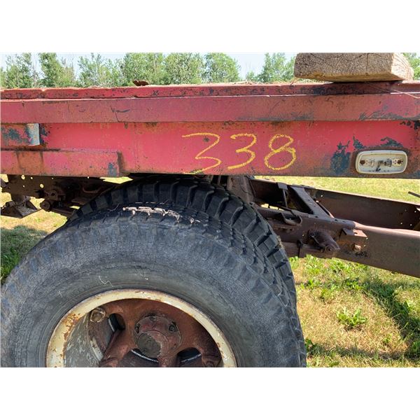 High boy hay trailer w/dolly