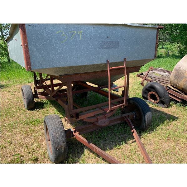 Grain hopper wagon