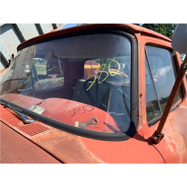 Ford F350 truck w/hoist. 10ft box