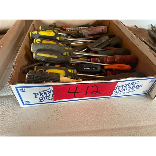 Assorted screw drivers