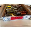 Image 1 : Assorted screw drivers