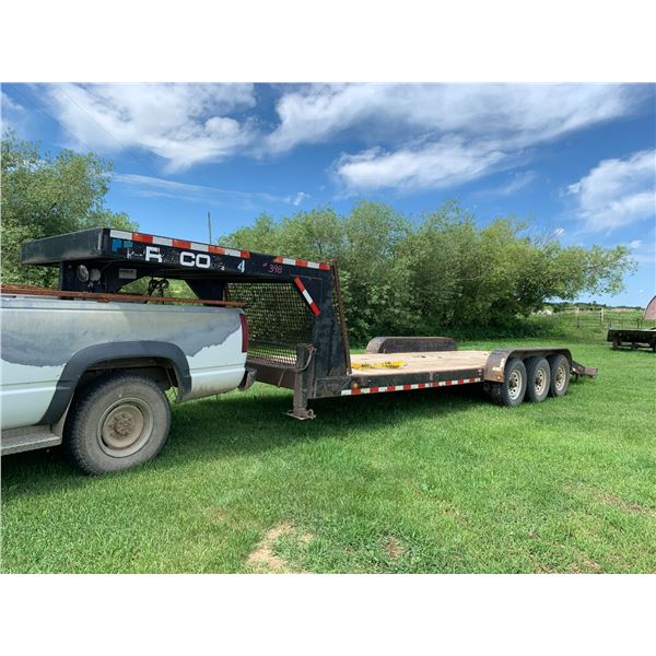 1998 Sokal Triple axle trailer