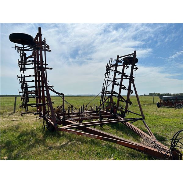 30ft IHC Field cultivator