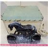 Image 1 : Porcelain Horse Lamp