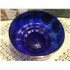Image 3 : Beautiful 8" Wide 1971 Cobalt Blue and Gold Glass painted fruit bowl
