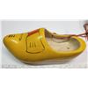 Image 2 : 27.5" Wooden Clogs