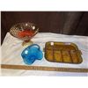 Image 1 : Collection of 3 Vintage Glass pieces Carnival glass, divided tray is in excellent condition, blue gl