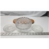 Image 2 : Assorted items - Crystal glass bowl, wooden adjustable bowl, etc.