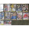 Image 4 : 32 Upperdeck "UD Canvas Series 1" hockey cards