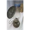 Image 2 : #2 coal oil lamp with chimey and reflector