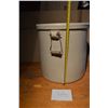 Image 2 : Alberta Potteries 15 gallon crock - no cracks