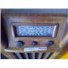 Image 2 : Vintage floor model cabinet radio 25X11X36" H