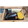 Image 2 : Wooden shoe shine kit
