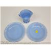 Image 2 : 3 Pyrex delphite blue dishes - 2 saucers and creamer