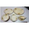 Image 1 : 12pc matching, Sovereign Canada dish set - 18K gold, bowls, large platters, gravy boat, etc.