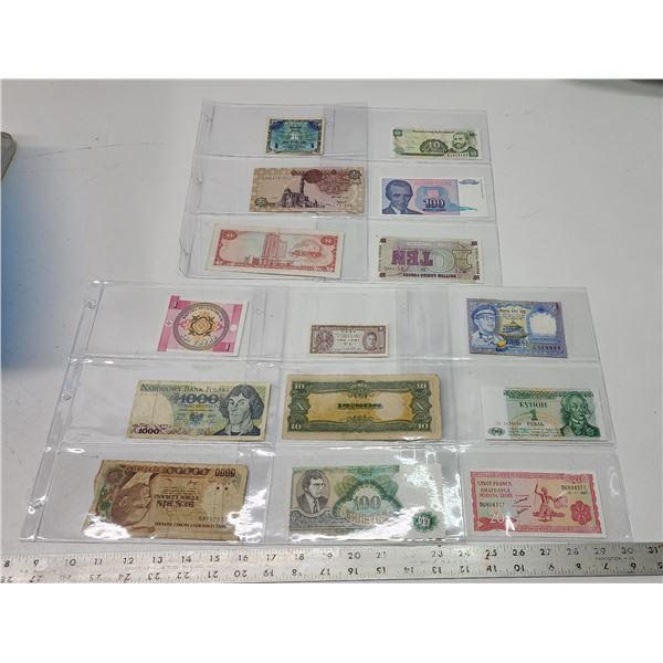 Binder of assorted Foreign bank notes - various countries