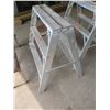 Image 2 : Pair of 3ft Aluminum saw horses