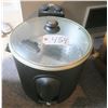 Image 1 : Masterbuilt turkey cooker