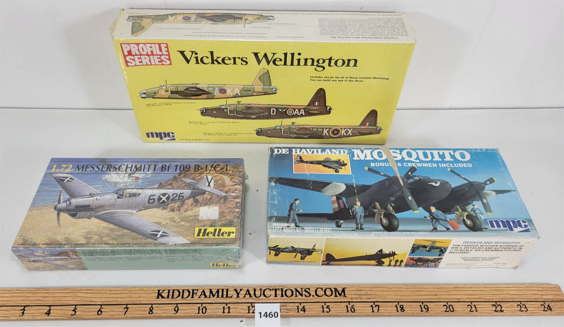 LOT OF 3 - HELLER, MPC & PROFILE SERIES MODEL KITS - 1:72 SCALE