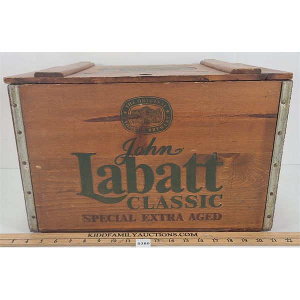 JOHN LABATT CLASSIC BEER CRATE W/ HINGED LID - Kidd Family Auctions