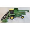 Image 2 : ERTL JOHN DEERE TURBO DIECAST COMBINE - 1:16 SCALE