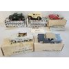 Image 2 : LOT OF 5 - COLLECTOR'S AND DURHAM CLASSICS METAL MODEL CARS 