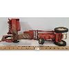 Image 7 : LOT OF 2 - TRU SCALE DIECAST FRONT LOADER W/ SQUARE HAY BALER
