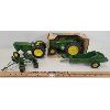 Image 1 : LOT OF 4 - JOHN DEERE TRACTORS W/ DISC HARROW & SPREADER 