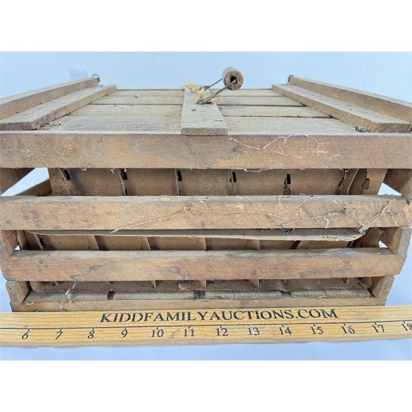 WOODEN EGG CRATE 