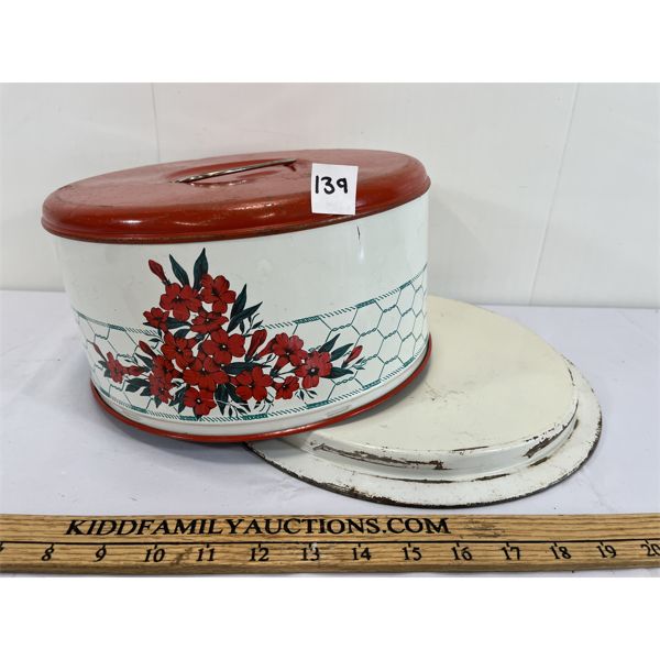 COVERED TIN CAKE PAN