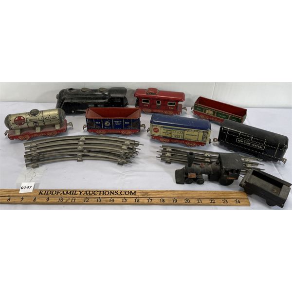 JOB LOT - TIN & WOOD TRAIN SET W/ ENGINE & TRACK