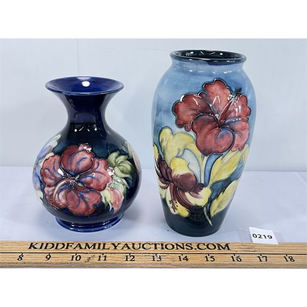 LOT OF 2 - MOORCROFT VASES 