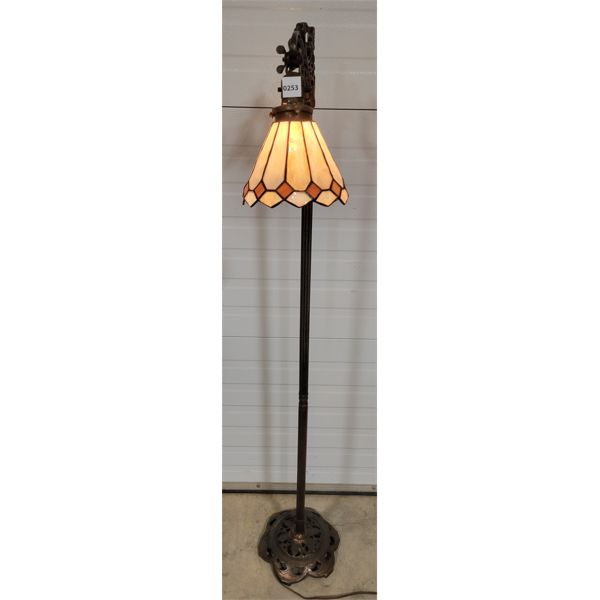 STAINED GLASS BRIDGE FLOOR LAMP