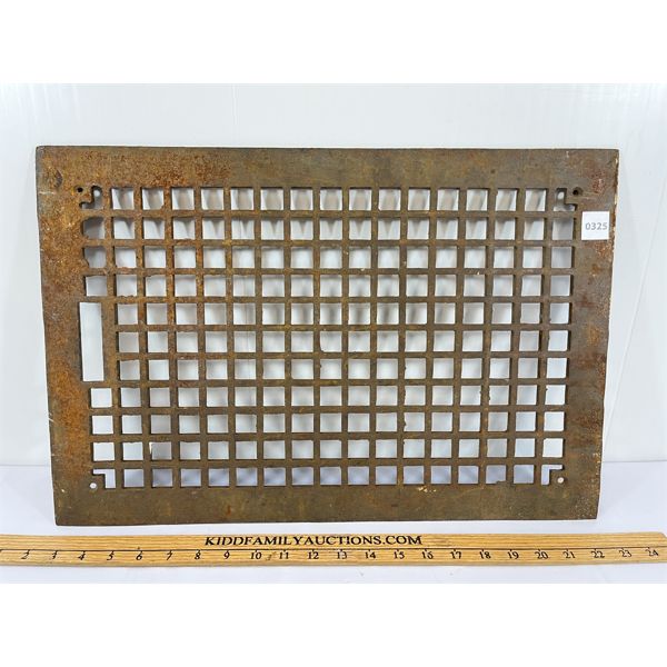 CAST WALL GRATE 