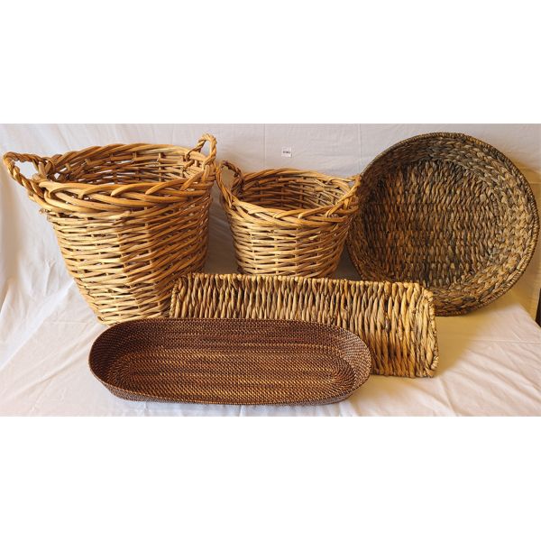 LOT OF 5 - WOVEN BASKETS