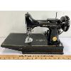 Image 2 : 1947 SINGER 221 FEATHERWEIGHT SEWING MACHINE