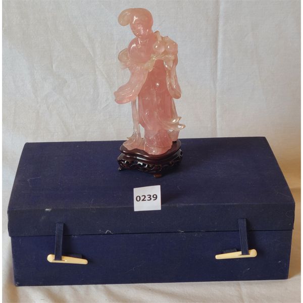 ROSE QUARTZ (?) CHINESE CARVING W/ BOX