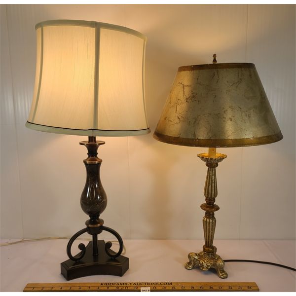 LOT OF 2 - MARBLE STYLE & CLAWFOOT METAL TABLE LAMPS 