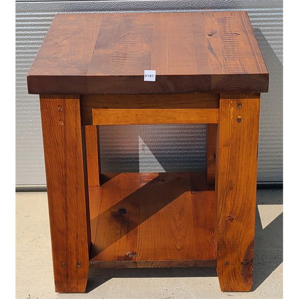 MUNROS FURNITURES WALNUT (?) SIDE TABLE